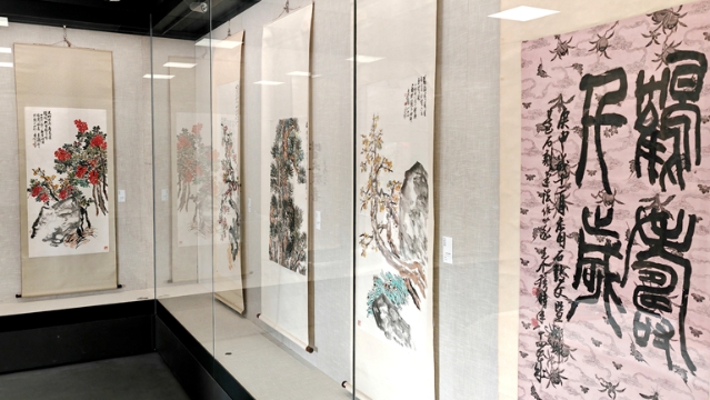 “典藏問春——王個簃書畫精品特展”正在市個簃藝術館熱展中